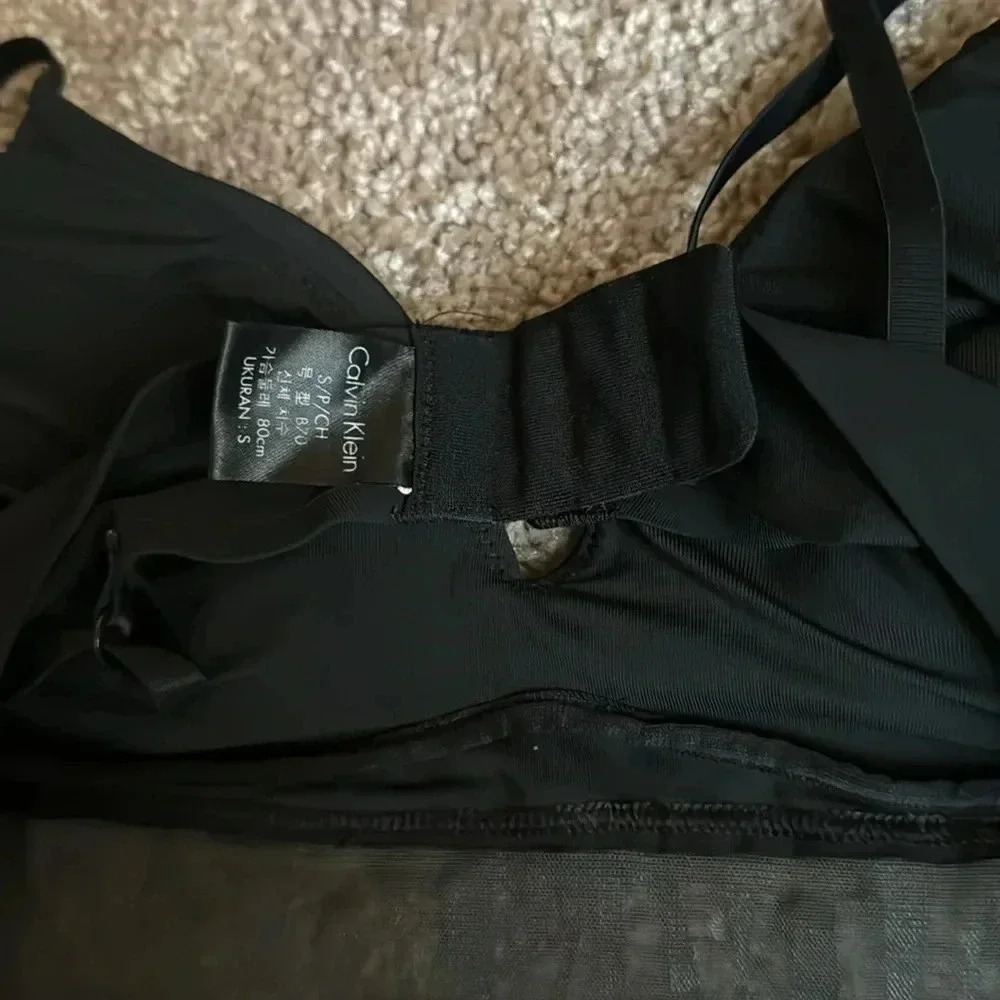NWOT Calvin Klein Padded bralette - Picture 4 of 4
